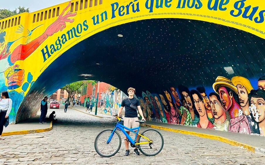 Picture 9 for Activity Lima: Bike Tour in Miraflores and Barranco Districts