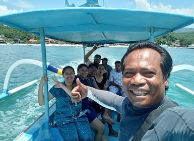 Bali: Private Blue Lagoon Snorkelling Include Hotel Transfer
