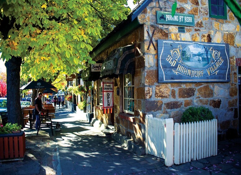 Adelaide: Adelaide Hills and Hahndorf Guided Tour with Lunch