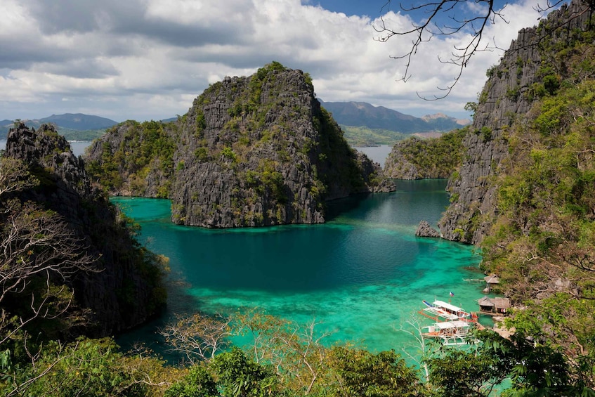 Picture 1 for Activity Coron Tour A: Kayangan Lake & Quin Reef Tour with Lunch