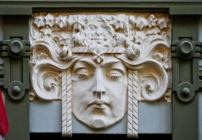 Riga: 2-Hour History of Art Nouveau Walking Tour