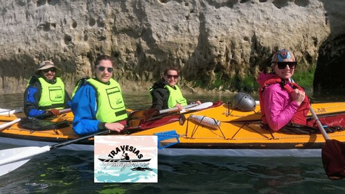 Kayaking adventure in Puerto Madryn