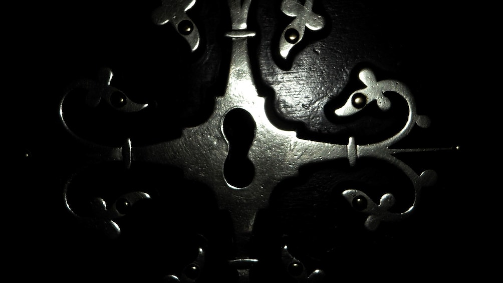 แสดงภาพที่ 2 จาก 5 Close up of lock to escape room in Phuket