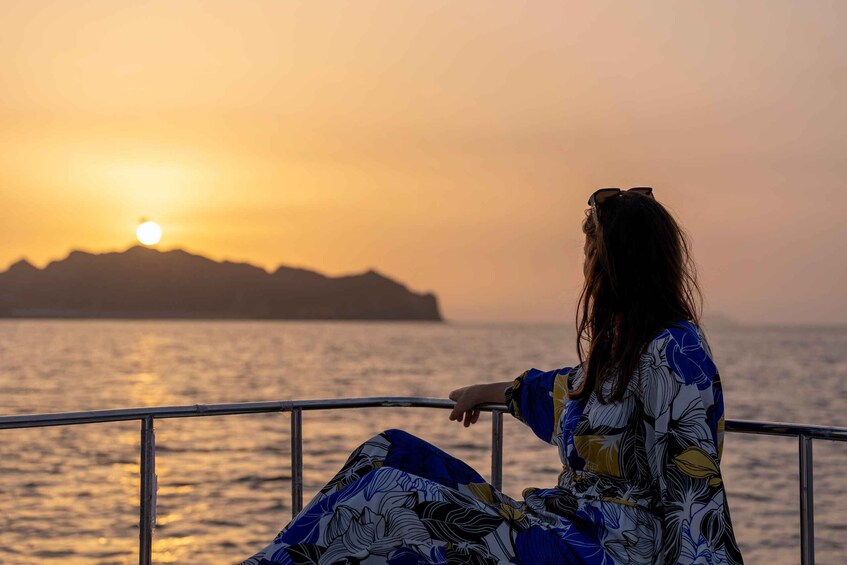 Picture 4 for Activity Muscat: 2-Hour Sunset Viewing Boat Tour