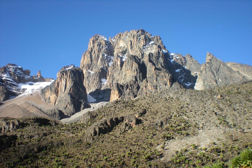 Mount Kenya: 5-Day Climbing Experience from Nairobi