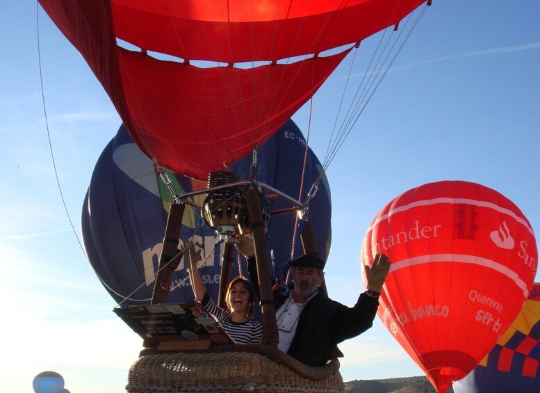 Picture 6 for Activity Segovia: Private Balloon Ride for 2 with Cava and Breakfast