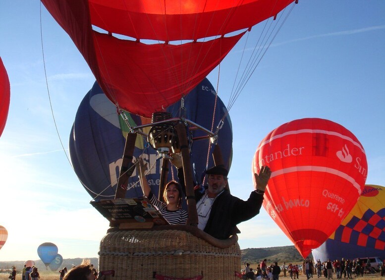 Picture 7 for Activity Segovia: Private Balloon Ride for 2 with Cava and Breakfast