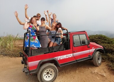 Discover Sintra and Cascais in a Portuguese 4WD