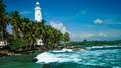 From Negombo: Bentota Water Sports and Galle City Tour