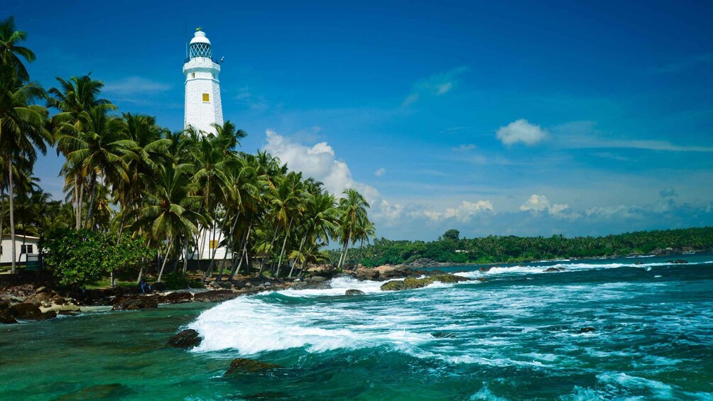 From Negombo: Bentota Water Sports and Galle City Tour