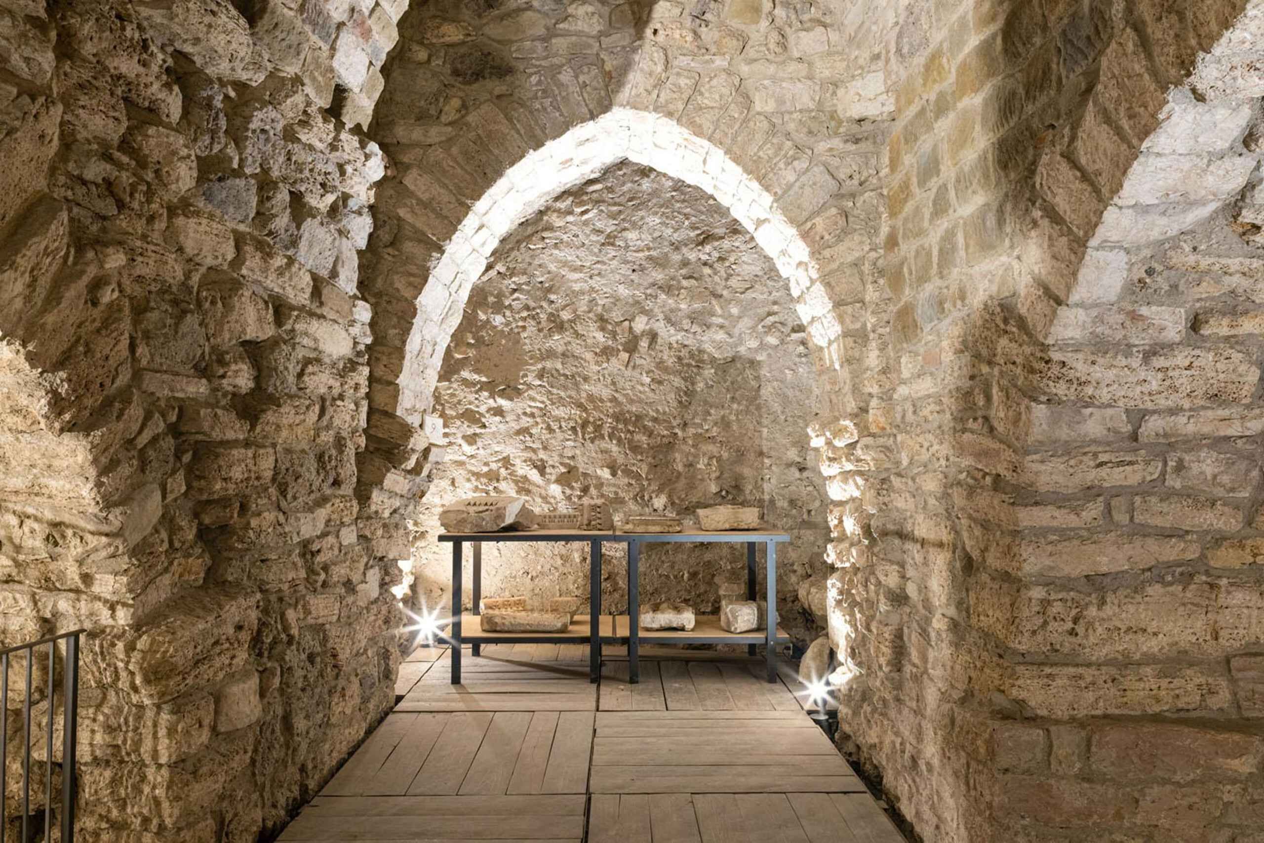 Perugia: Entry Ticket and Guided Tour of Perugia Underground