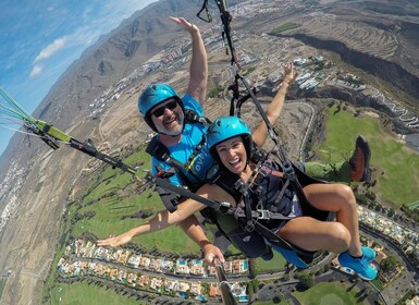 テネリフェ島アクロバット・パラグライダー・タンデムフライト