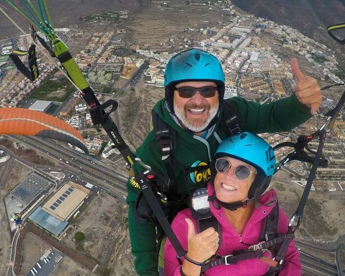 Picture 18 for Activity Tenerife: Acrobatic Paragliding Tandem Flight