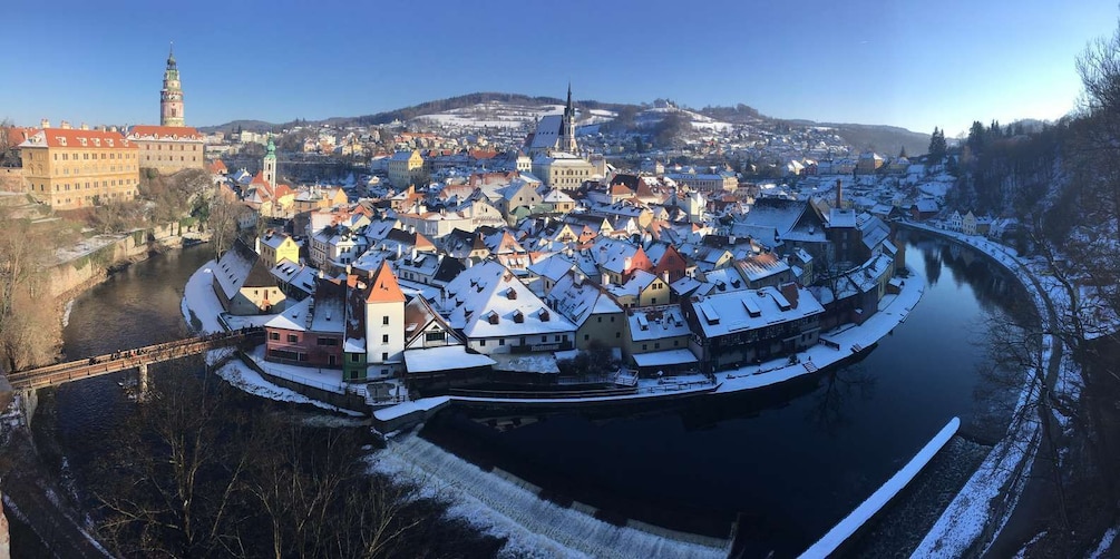 Cesky Krumlov: Private Christmas-Themed Walking Tour