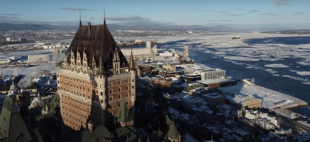 Quebec city guided tour 4H with Driver/Guide