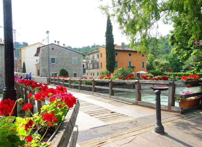 Borghetto Sul Mincio: Town Highlights Walking Tour