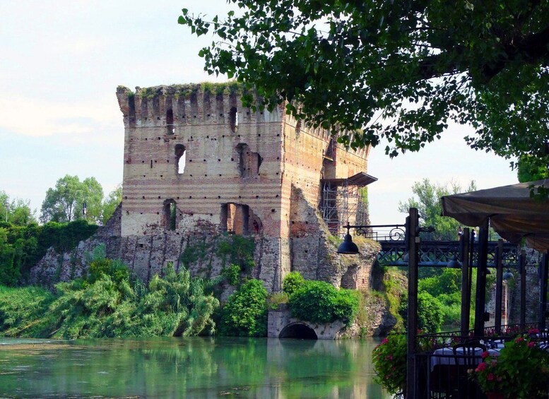 Picture 8 for Activity Borghetto Sul Mincio: Town Highlights Walking Tour