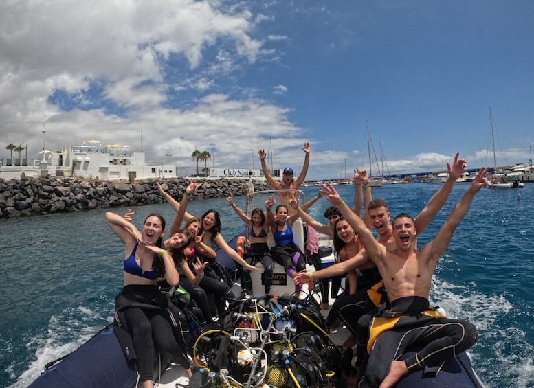 Picture 2 for Activity Tenerife: Beginner's Dive at a Spot with Turtle Sightings