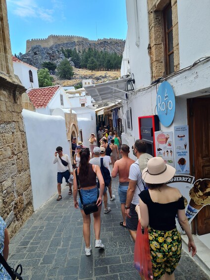 Picture 11 for Activity From Rhodes City: Evening Bus Trip To Lindos