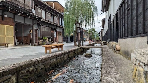 Van Takayama: Duik in de culturele schatten van Hida-Furukawa