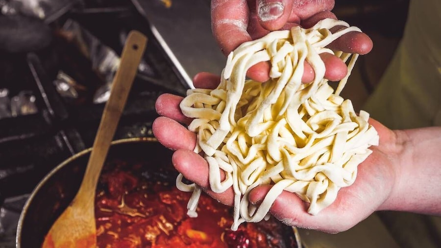 Perugia: Traditional Umbrian Food Guided Walking Tour