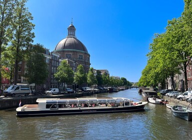 Ámsterdam: crucero por los canales con comentarios en directo y audioguía