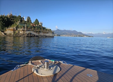 Baveno: Hop-on Hop-off Tour to Isola Bella