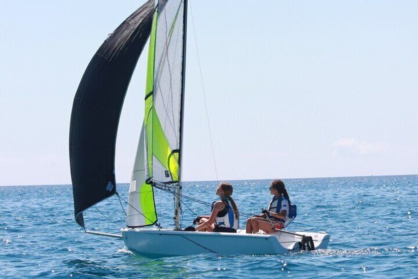 Guided Beginners Sailing Class Excursion in Cagliari