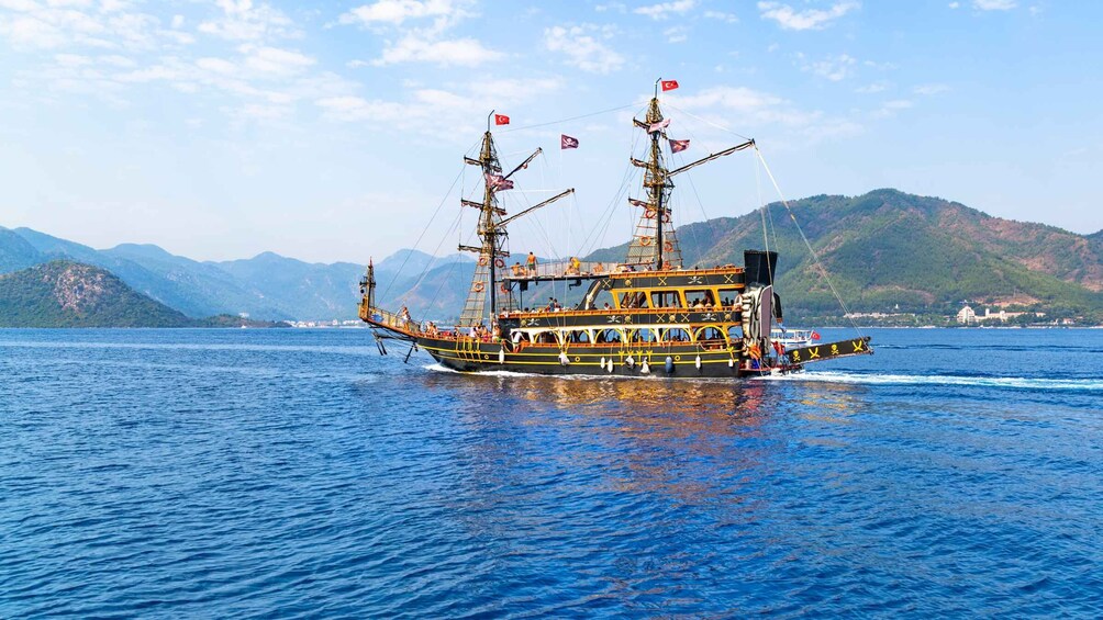 Picture 2 for Activity Kemer Full-Day Pirate Boat Trip with Lunch