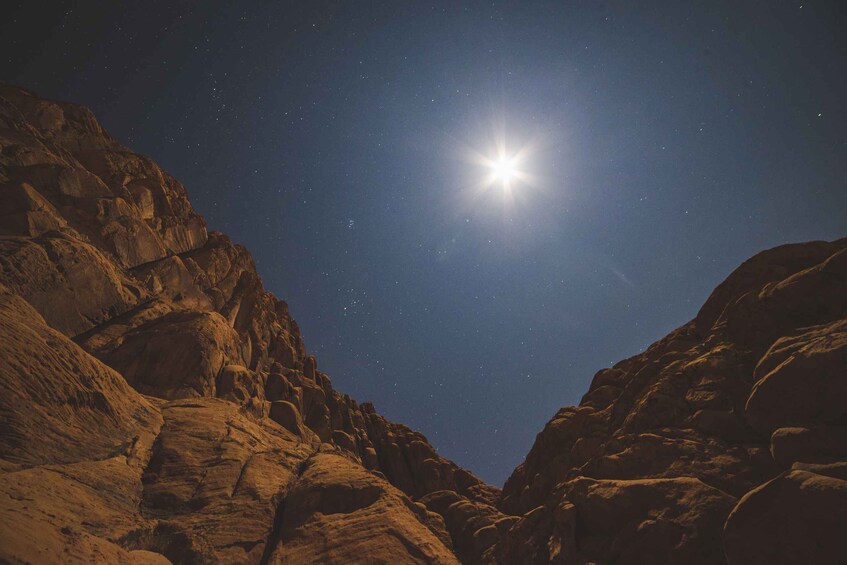 Picture 6 for Activity Safaga: Desert Star-Watching Adventure by Jeep with Dinner