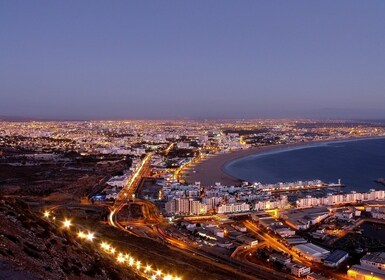 Tour por la ciudad de Agadir por la noche