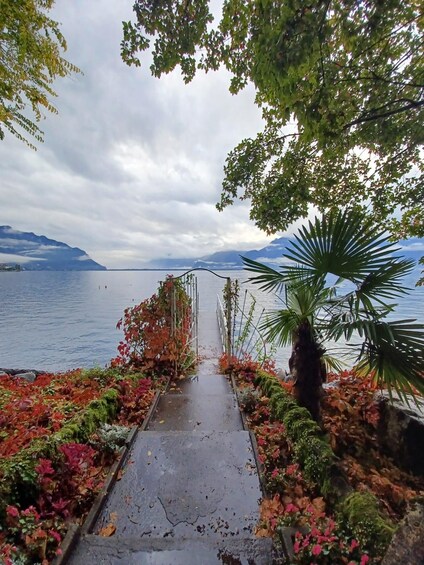 Picture 4 for Activity Explore Montreux in 90 mins: from Lord Byron to Queen