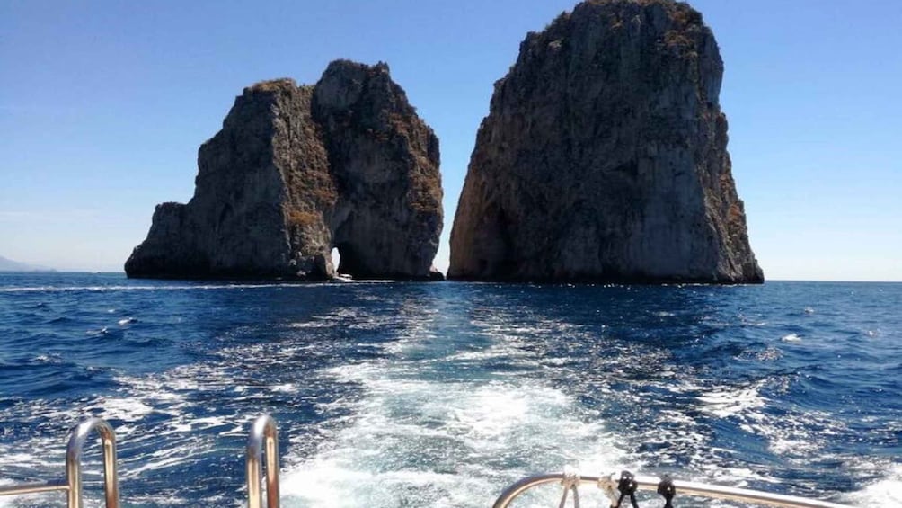 Picture 2 for Activity From Salerno: Small-Group Boat Tour of Capri
