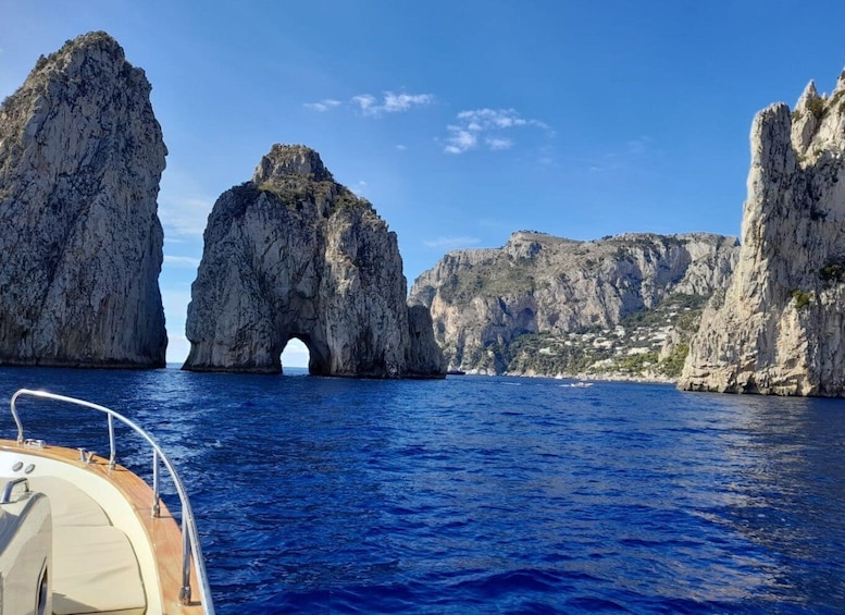 From Salerno: Small-Group Boat Tour of Capri