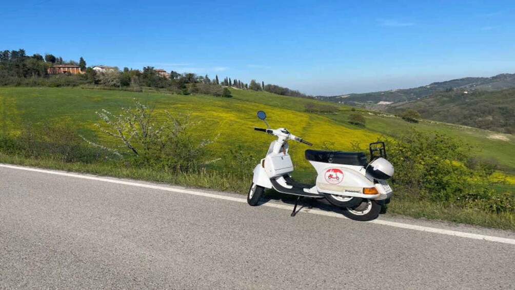 Vespa Tour in the Hills of Bologna