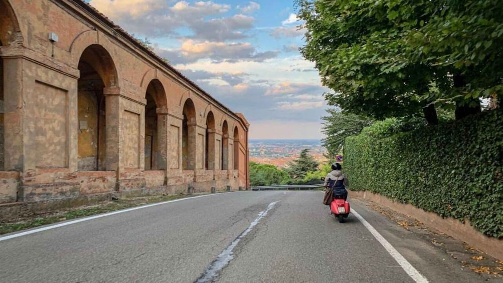 Picture 2 for Activity Vespa Tour in the Hills of Bologna