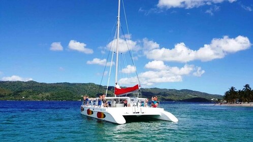 Mobay Catamaran (swim/snorkel) fr Reading to Margarittaville