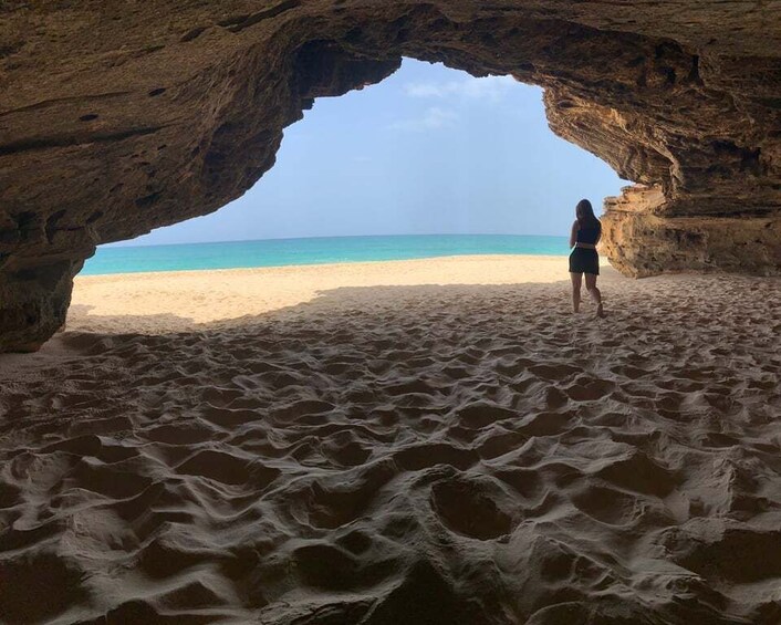 Boa Vista: Santa Monica, Dunes, Caves and Village 4x4 Tour