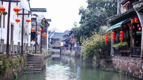 Von Shanghai aus: Privater Tagesausflug zum Wasserdorf Zhouzhuang