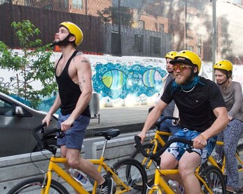 ボゴタ自転車プライベートツアー（送迎付き