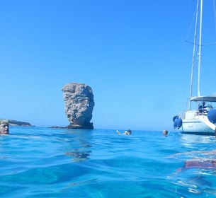 Naxos: Private Cyclades Sailing Cruise with Swimming Stops