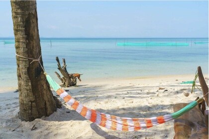 Phu Quoc: Menjelajahi Selatan dengan Mobil Pribadi/pemandu