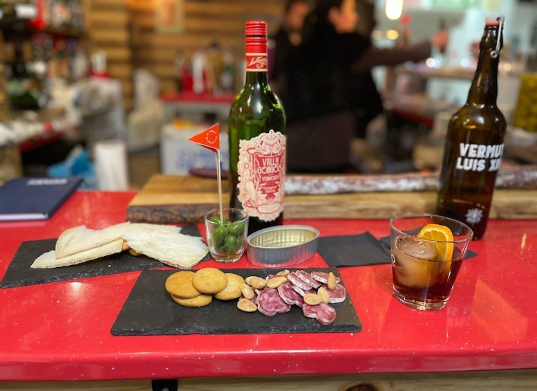 Picture 2 for Activity Alicante: Food Walking Tour with Tastings