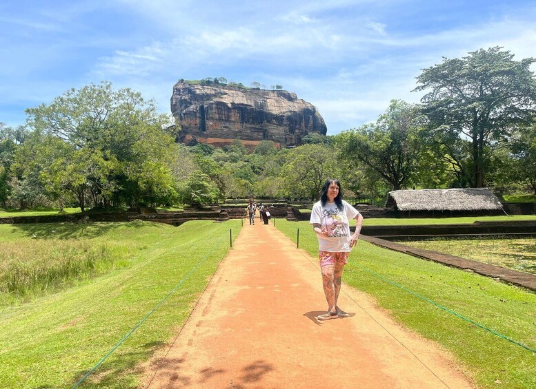 Sigiriya Dambulla & Minneriya Safari with Pickup/Drop