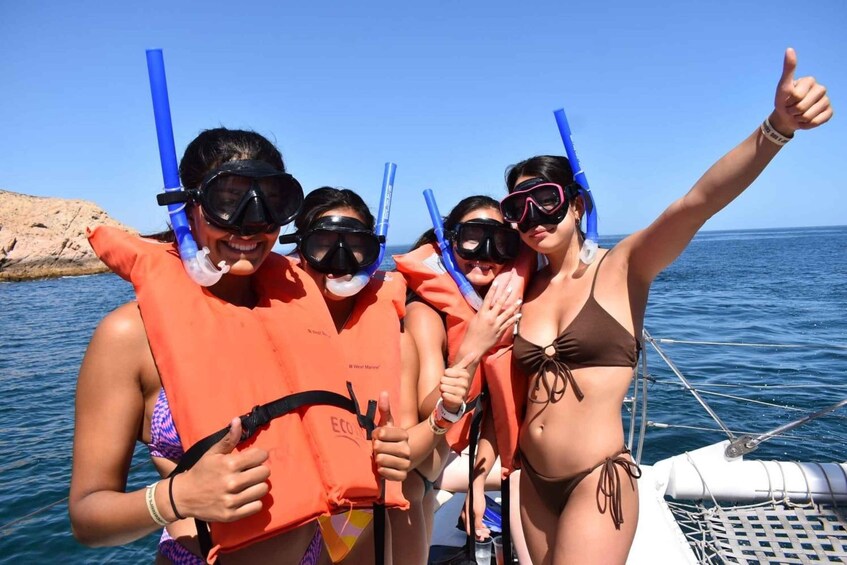 Picture 1 for Activity Cabo: Land´s end Snorkeling with Open Bar