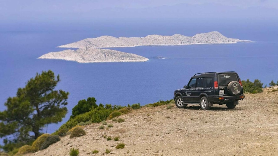 Rhodes North Safari: Hidden Paths & Scenic Flavors