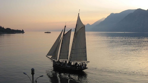 Malcesine: Fireworks Evening Cruise