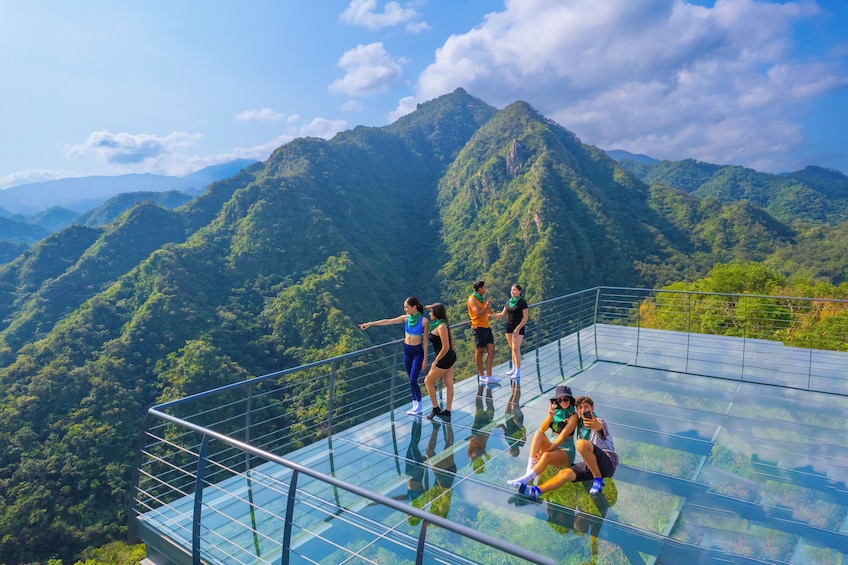 Hiking Jorullo Point