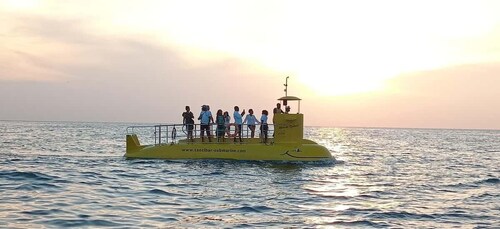 ล่องเรือชมพระอาทิตย์ตกที่เกาะแซนซิบาร์ ทัวร์ดำน้ำสัมผัสประสบการณ์ใต้ท้องทะเ...