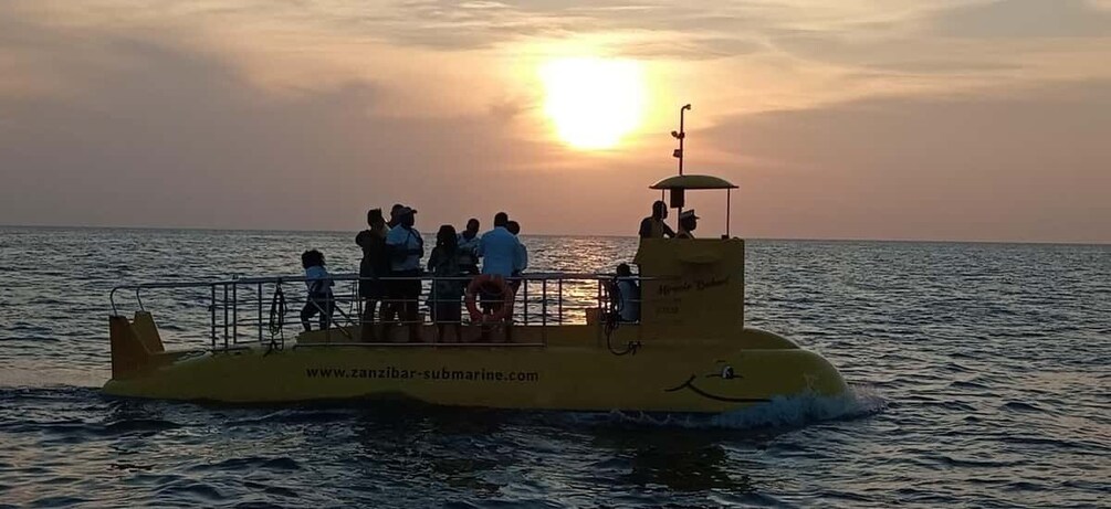 Picture 6 for Activity Zanzibar : The Sunset Cruise Submarine Tour